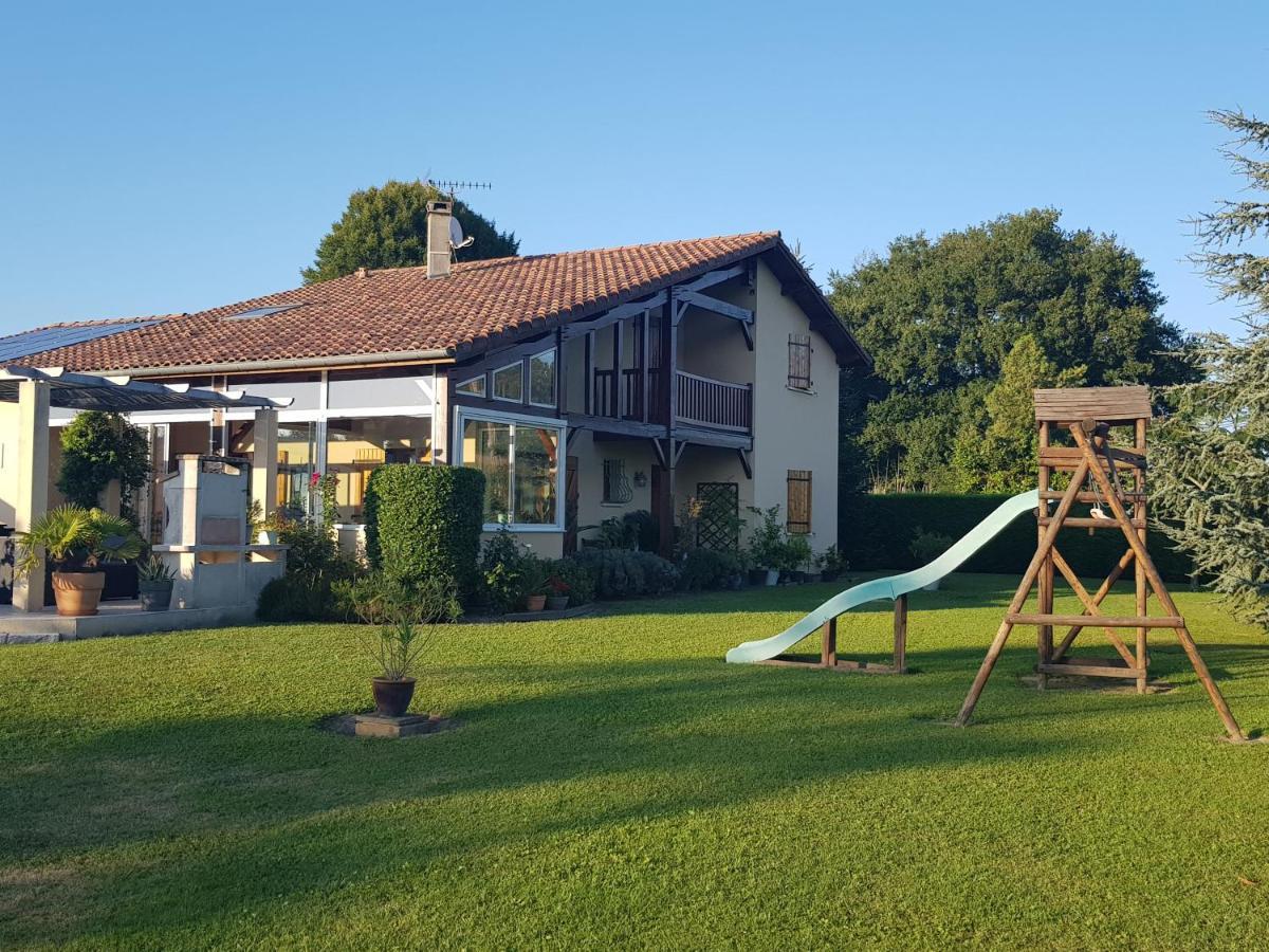 Grande Maison Familiale Serres-Gaston エクステリア 写真